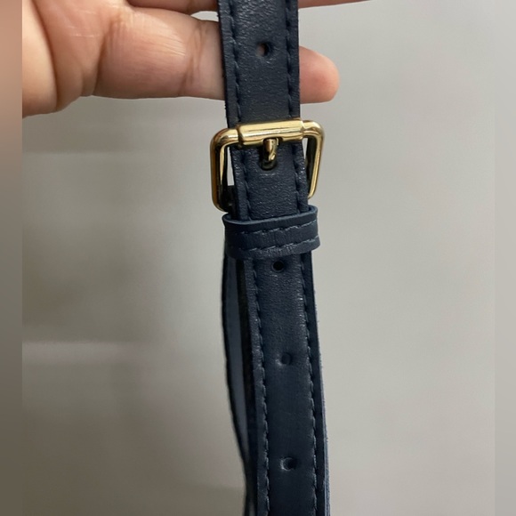 blue crossbody bag with gold handle - Picture 6 of 7